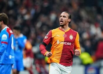 Oliver Kahn’dan flaş Leroy Sane sözleri! “Hep sorun yaşadık”