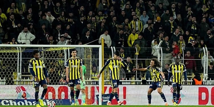 Spor yazarları Fenerbahçe-Kasımpaşa maçını değerlendirdi