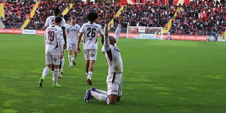 Trabzonspor deplasmanda Gaziantep FK’yı yendi! (İŞTE MAÇIN ÖZETİ)