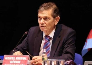 Trabzonspor Divan Başkanlık Kurulu Başkanı Mahmut Ören takım otobüsüne taşlı saldırıyı kınadı