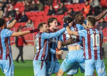 Trabzonspor, Fenerbahçe karşısında da yenilmezliğini sürdürmek istiyor!