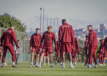 Trabzonspor’da Mısırlı.com.tr Fatih Karagümrük maçı hazırlıkları sürdü