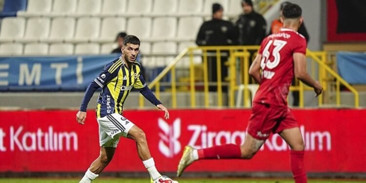 Trabzonspor’da Oğuz Aydın ısrarı sürüyor! Fatih Tekke’nin talebi…