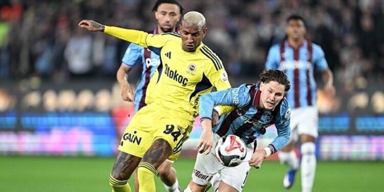 Trabzonspor’dan İsmail Yüksek’in top kontrolüne elle müdahale itirazı! Fenerbahçe’nin golü öncesinde…