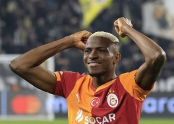 Victor Osimhen Şampiyonlar Ligi’nde haftanın oyuncusu ödülüne aday gösterildi