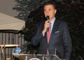 Yönetim gayet başarılı