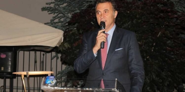 Yönetim gayet başarılı