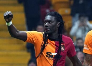 Bafetimbi Gomis: Galatasaray bir ailedir!