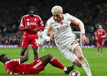 Barış Alper hayran bıraktı