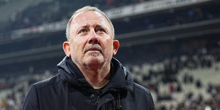 Beşiktaş’ta kiralık gönderilen futbolcuların geleceği belli oldu!