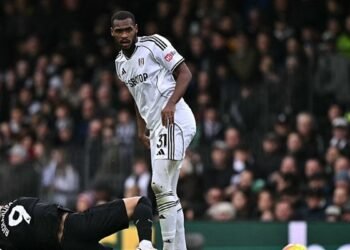 Beşiktaş’tan stoper operasyonu! Sergen Yalçın’ın talebi…