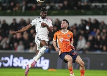El Bilal Toure mumla aranıyor