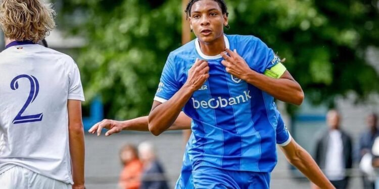 Fenerbahçe genç yıldızdan vazgeçmiyor! Yaz transfer döneminde…