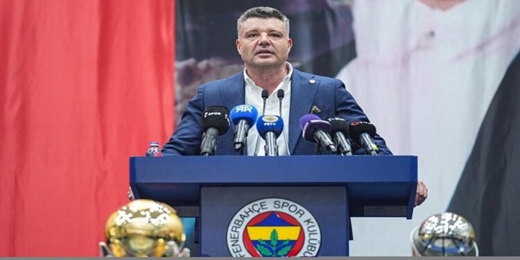 Fenerbahçe yönetiminden flaş karar! Milli futbolcu ile yollar ayrılıyor