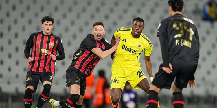 Fenerbahçe’de Anthony Musaba endişesi!