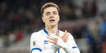 Fenerbahçe’de Fisnik Asllani gelişmesi! Menajerinden transfer açıklaması geldi