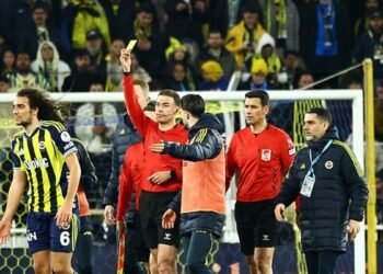 Fenerbahçe’de Matteo Guendouzi ile Hakem Oğuzhan Çakır’ın konuşmaları ortaya çıktı!