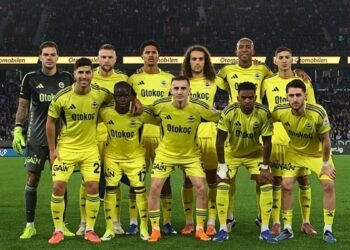 Fenerbahçe’de o isimlere İtalya ve İngiltere’den transfer teklifi!