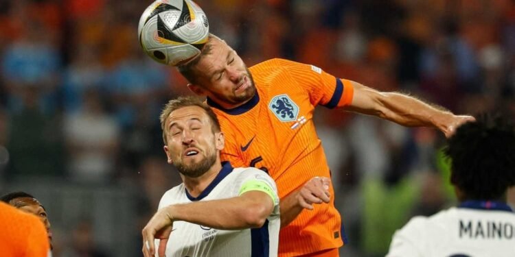 Fenerbahçe’de rota Hollandalı stoper: Stefan de Vrij!