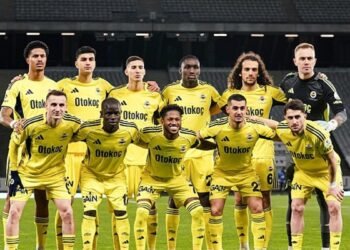 Fenerbahçe’de yıldız isimler takımdan ayrı olarak stattan ayrıldı