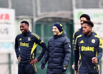 Fenerbahçe’den Beşiktaş derbisi öncesi prim kararı!
