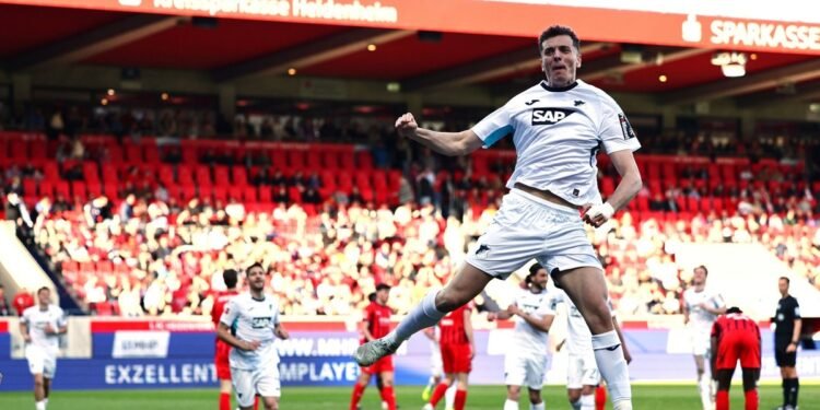 Fenerbahçe’den Fisnik Asllani operasyonu! Transferi böyle bitirecekler