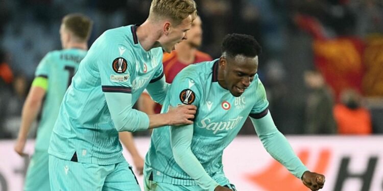 Fenerbahçe’den stoper harekatı! Transfer listesinde 2 aday var