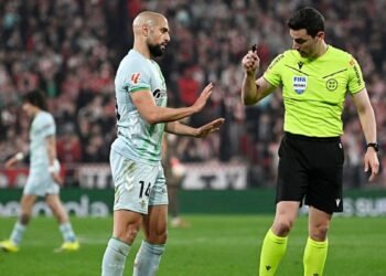 Fenerbahçe’ye Amrabat piyangosu! Dudak uçuklatan rakam