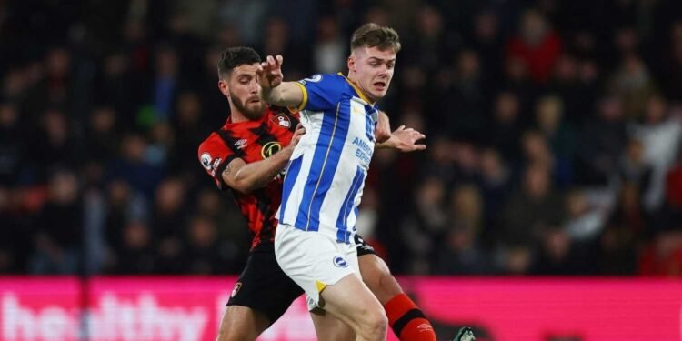 Fenerbahçe’yi Senesi transferinde üzen haber!