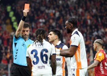 Galatasaray-RAMS Başakşehir maçındaki o kararı Fırat Aydınus yorumladı!