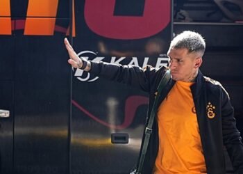 Galatasaray rövanş maçı için İngiltere’de!