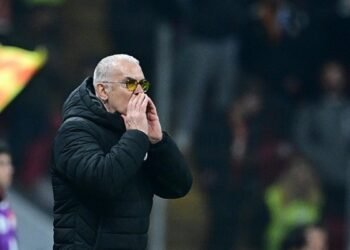 Galatasaray Teknik Sorumlusu İrfan Saraoğlu: Bayram hediyesi vermek istiyoruz.