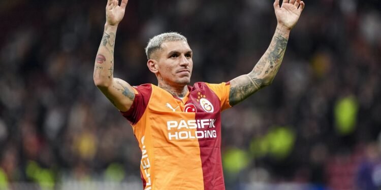 Galatasaray’da Lucas Torreira’dan transfer açıklaması!
