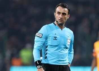 Hesap.com Antalyaspor-Fenerbahçe maçının VAR hakemi açıklandı!