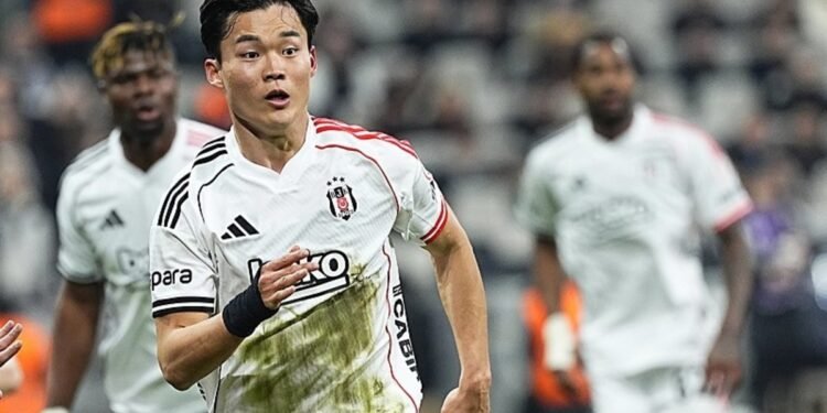 Kore Boğası alev aldı