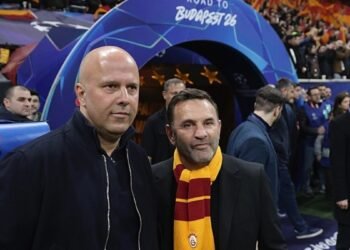 Okan Buruk’tan Liverpool maçı için sürpriz karar! Davinson’un yerine…