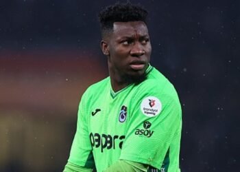 Onana’ya alkışlar