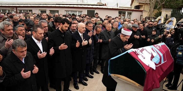 Orhan Kaynak’a son veda