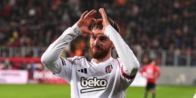 Orkun Kökçü attığı serbest vuruş golü hakkında konuştu!