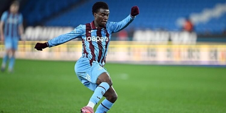 Oulai’nin ağabeyine davet