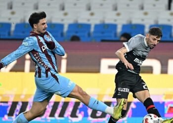 Ozan ‘Tufan’ çıkardı