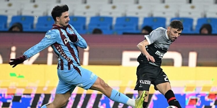 Ozan ‘Tufan’ çıkardı