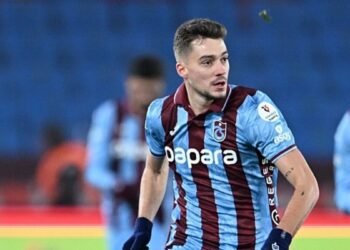 Parlayan yıldız: MUÇI