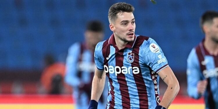 Parlayan yıldız: MUÇI