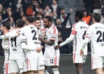 Spor yazarları Beşiktaş-Çaykur Rizespor maçını değerlendirdi