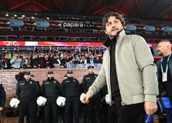 TFF’den Fatih Tekke’ye sosyal sorumluluk ödülü