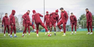 Trabzonspor hazırlıklarını tamamlayarak İstanbul’a hareket etti!