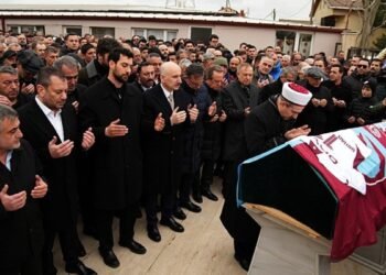 Trabzonspor Yardımcı Antrenörü Orhan Kaynak son yolculuğuna uğurlandı