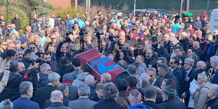 Trabzonspor’da Orhan Kaynak için tören düzenlendi