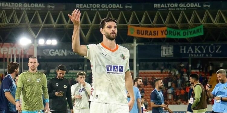 Ümit’in aklı G.Saray’da